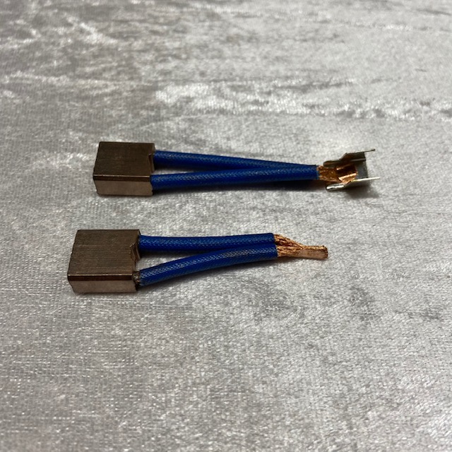 Anlasserkohlen Ducellier 6+12V Citroen 2CV AMI HY 15x8x15mm