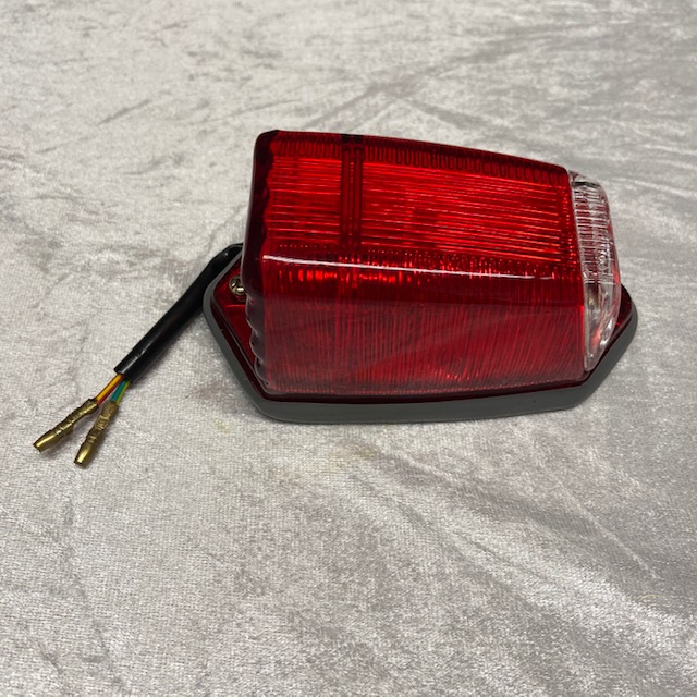 Blinker/Parkleuchte Seitlich rot komplett 2CV/AK