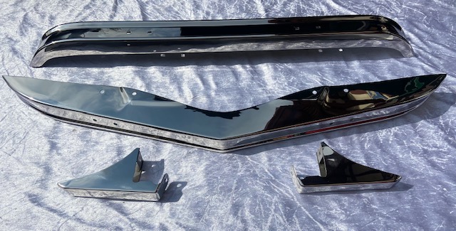 Stoßstangensatz 2CV vorne und hinten inkl. Hörner poliert