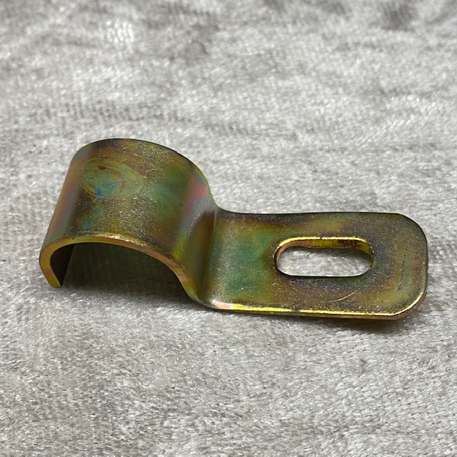 Befestigung für "große Heckklappe" Unten