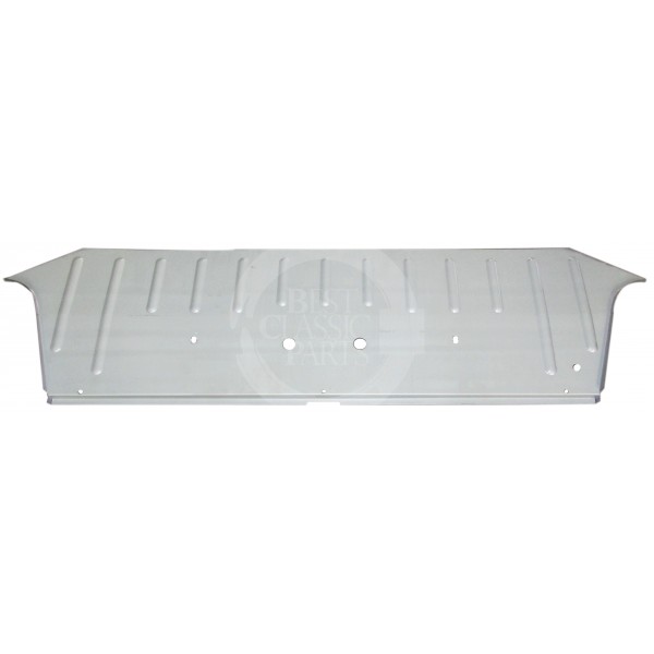 Boden hinter Sitzbank