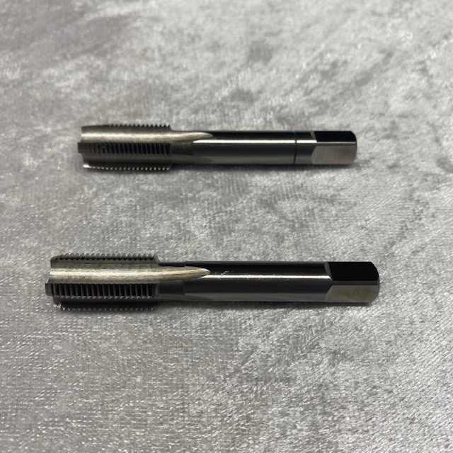 Gewindeschneiderset 2-teilig M11x1 für Federtopfzugstreben 2CV