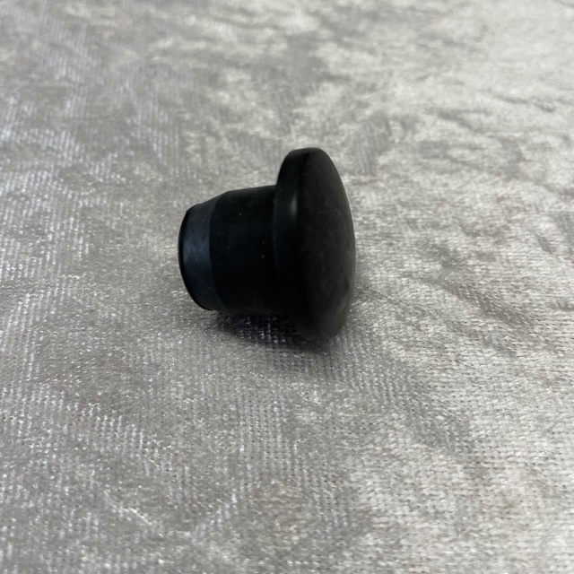 Gummistopfen für Sitzbank hinten